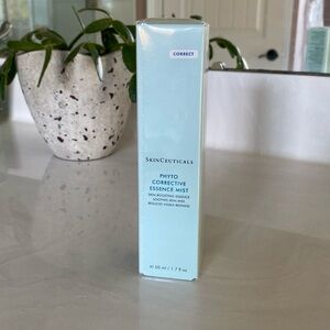 SkinCeuticals Phyto Corrective Essence Mist